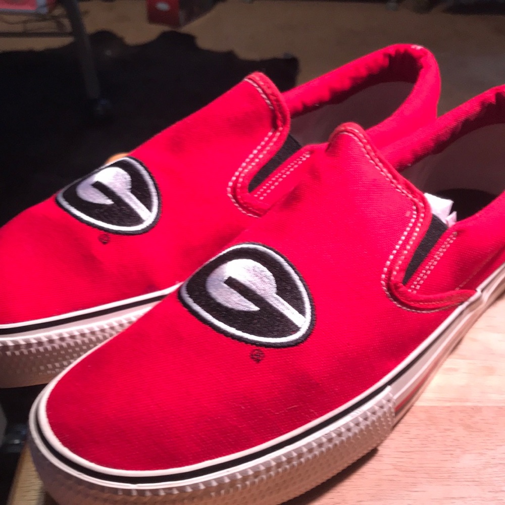 Men size 12 UGA slip on team sport sneakers
